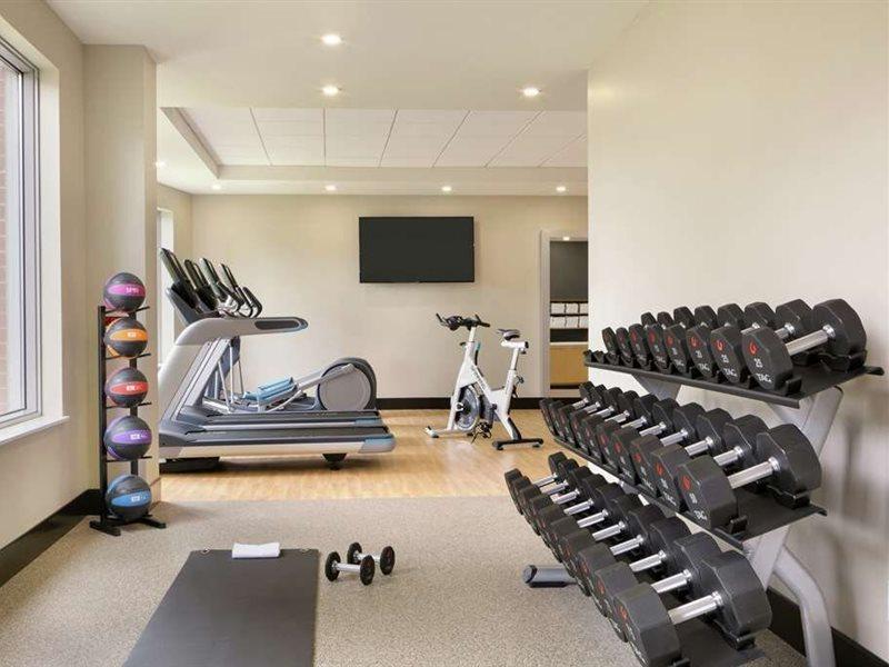 Embassy Suites By Hilton Montreal Airport Pointe-Claire Εξωτερικό φωτογραφία